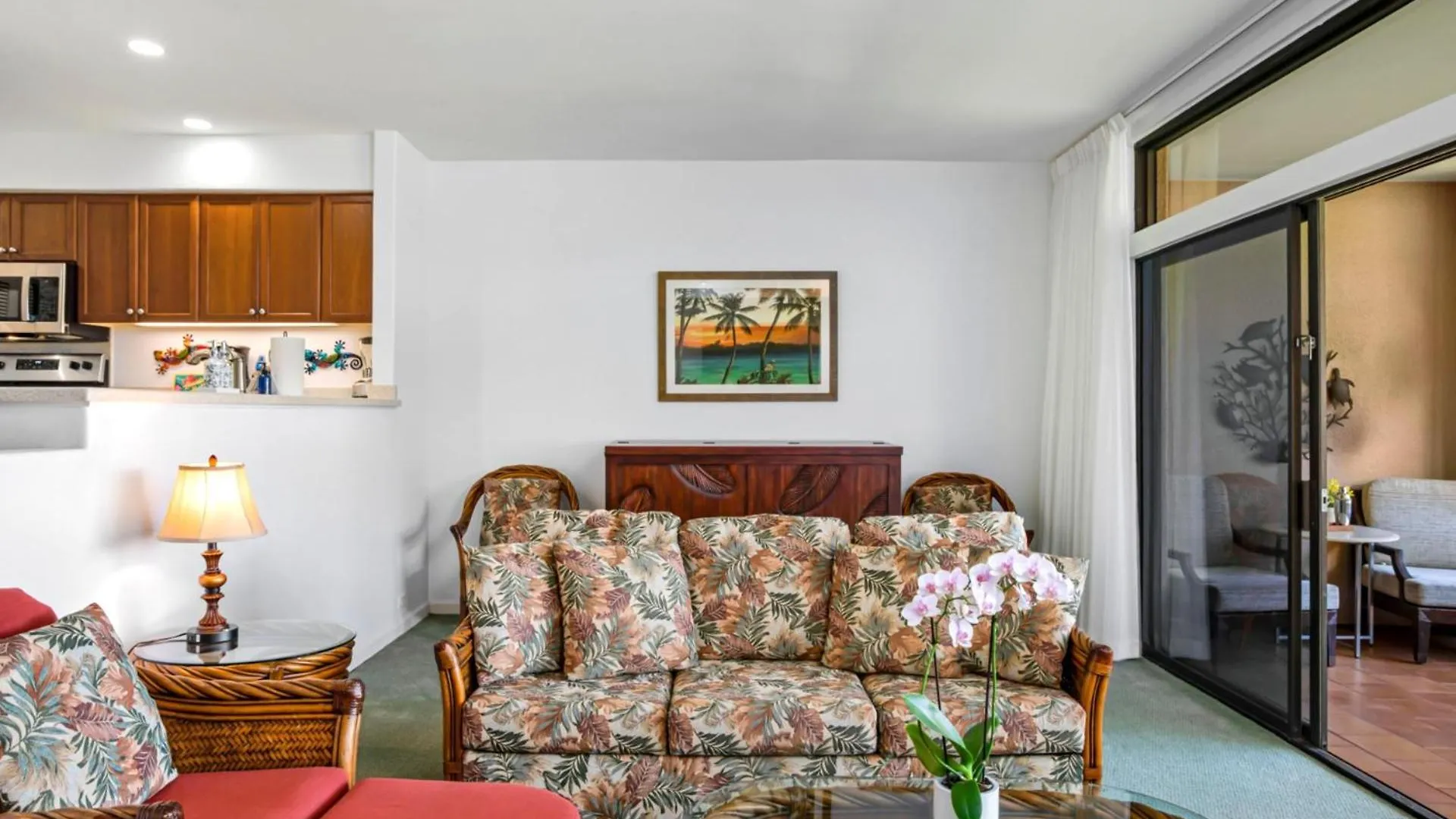 Apartment Kbm Resorts Free Car Kaanapali Royal 2-Bedroom Condo An Island Inspired Gem Kro-G201