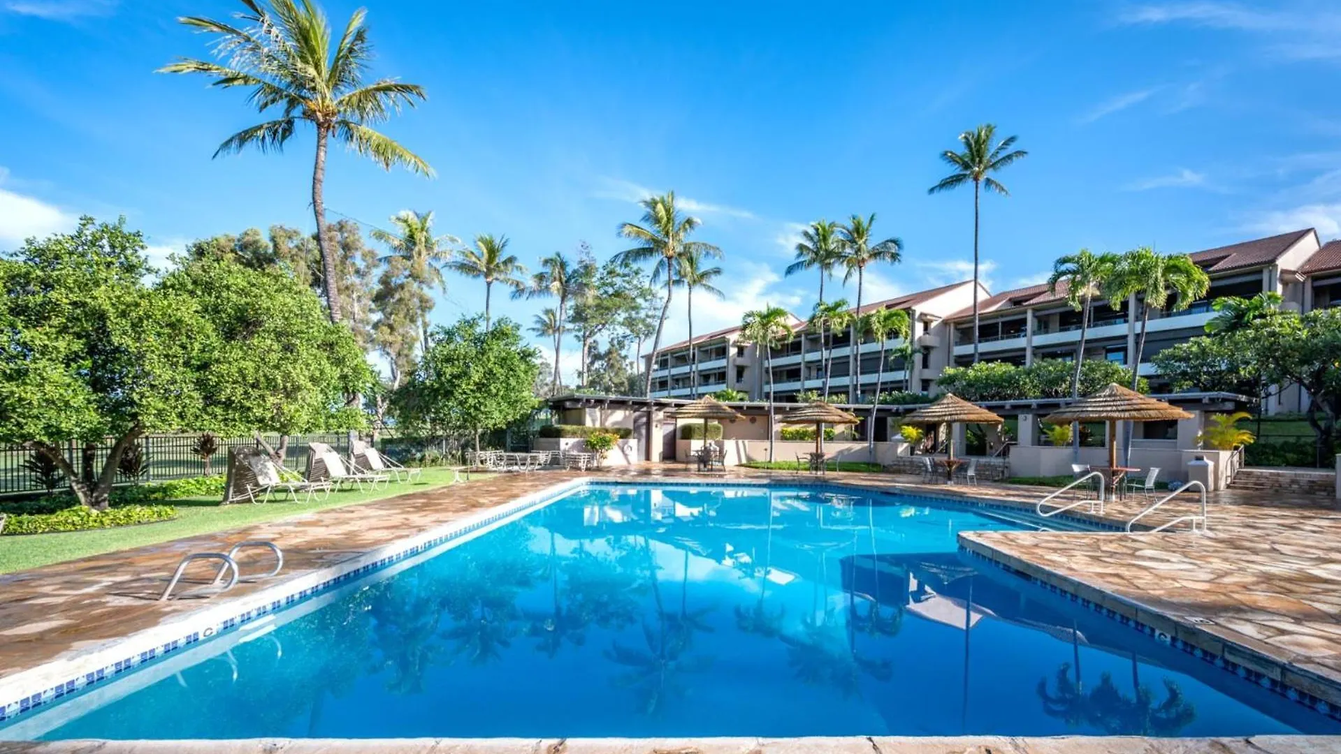 Kbm Resorts Free Car Kaanapali Royal Kro-G201 Island Inspired Gem 0*,